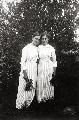 Irene och Lydia Isaksson (Grannas) 1915-20 